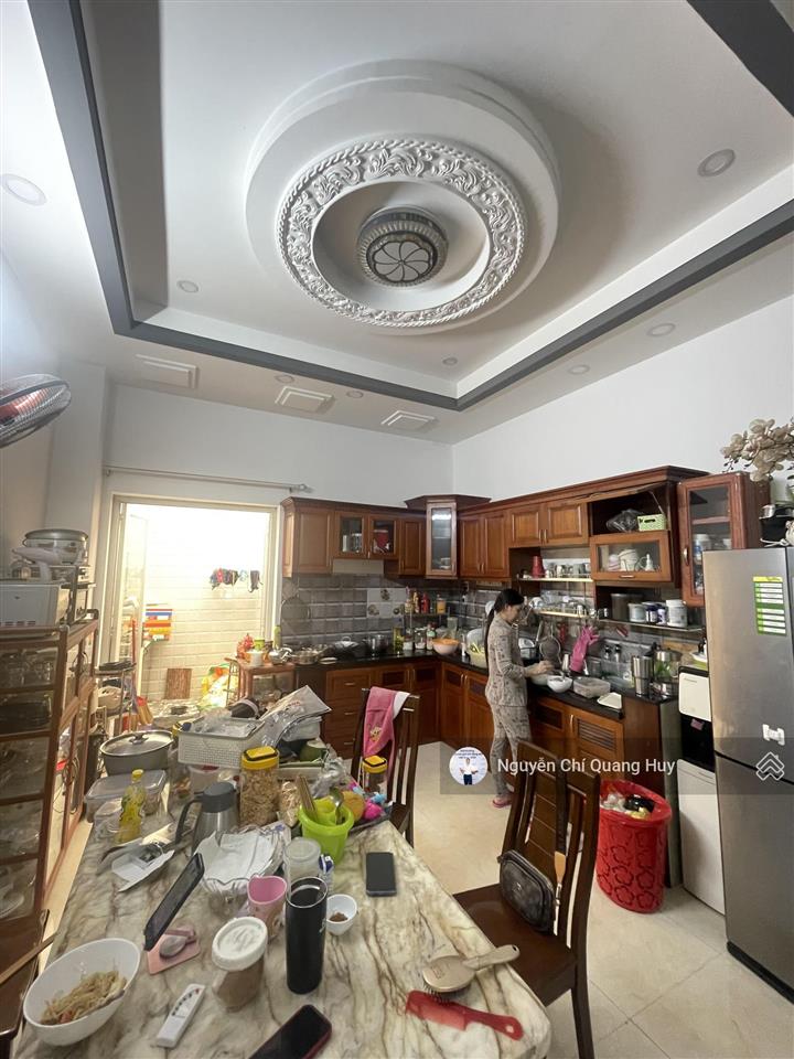 Nhà phố hiện đại mặt tiền đường nhựa 20m 1979 huỳnh tấn phát vị trí đắc địa dân trí cao giá 10,5 tỷ