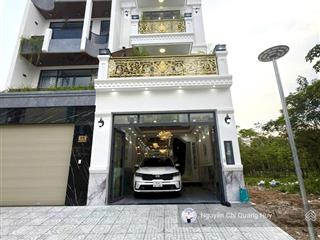 Nhà phố tân cổ điển  đường 12m có vỉa hè kdc dân trí cao  có công viên  5m x 18m giá 18,6 tỷ