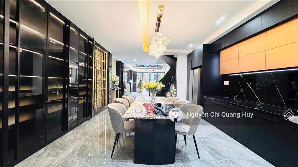 Nhà phố hiện đại  mặt tiền đường số 01 phạm hữu lầu quận 7 khu dân trí cao  5m x 19m giá 16,8 tỷ