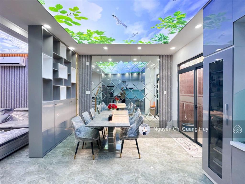 Nhà phố hiện đại  kdc dân trí cao  đường rộng 8m huỳnh tấn phát  5m x 16m sổ hồng giá 8,1 tỷ