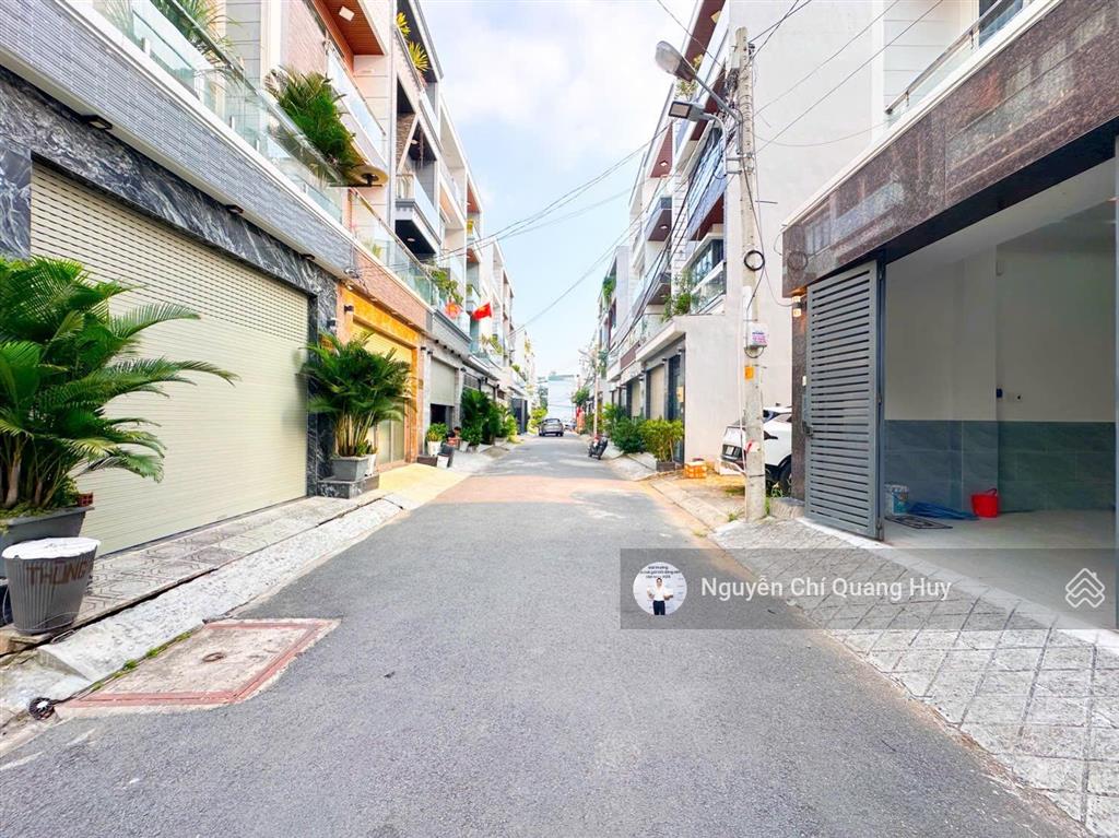Nhà phố hiện đại  kdc dân trí cao  đường rộng 8m huỳnh tấn phát  5m x 16m sổ hồng giá 8,1 tỷ