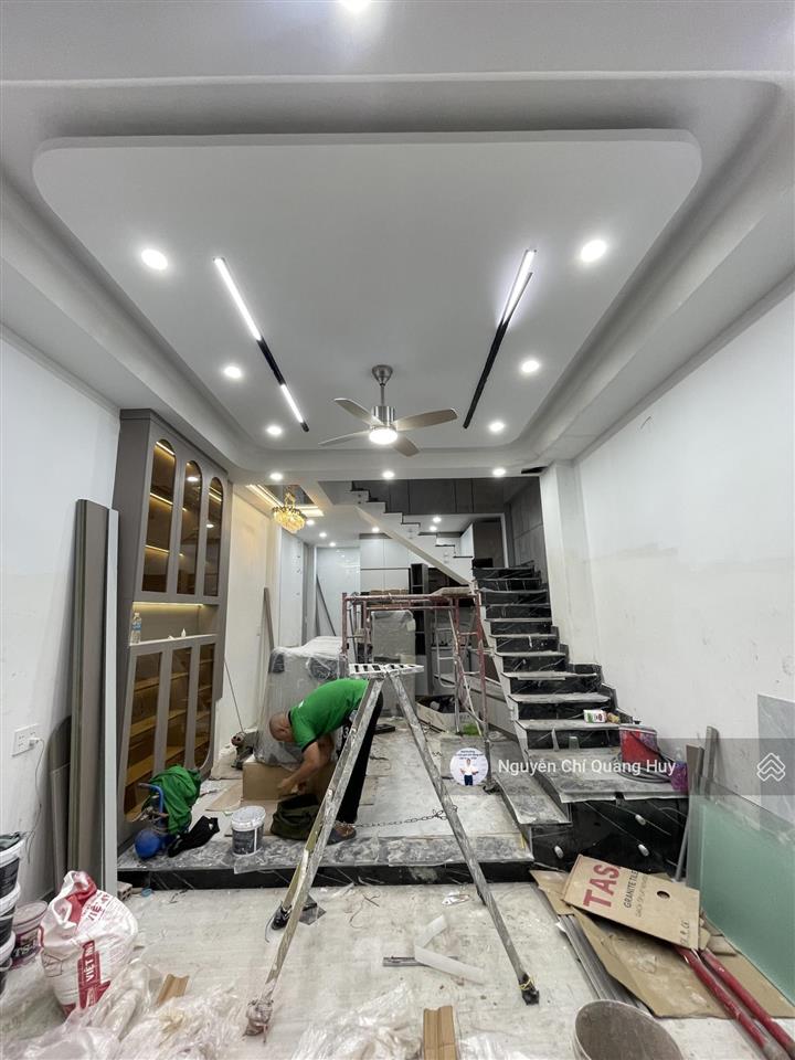 Nhà phố hiện đại  vị trí đẹp, đường thông 8m, 83 đào tông nguyên  4,3m x 12m sổ hồng giá 7,35 tỷ