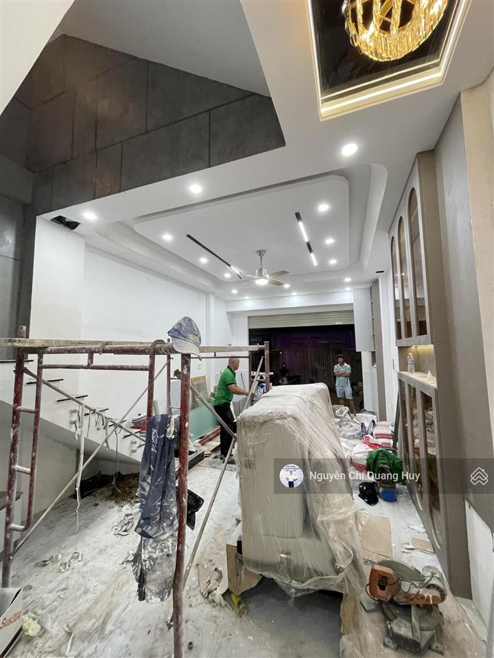 Nhà phố hiện đại  vị trí đẹp, đường thông 8m, 83 đào tông nguyên  4,3m x 12m sổ hồng giá 7,35 tỷ