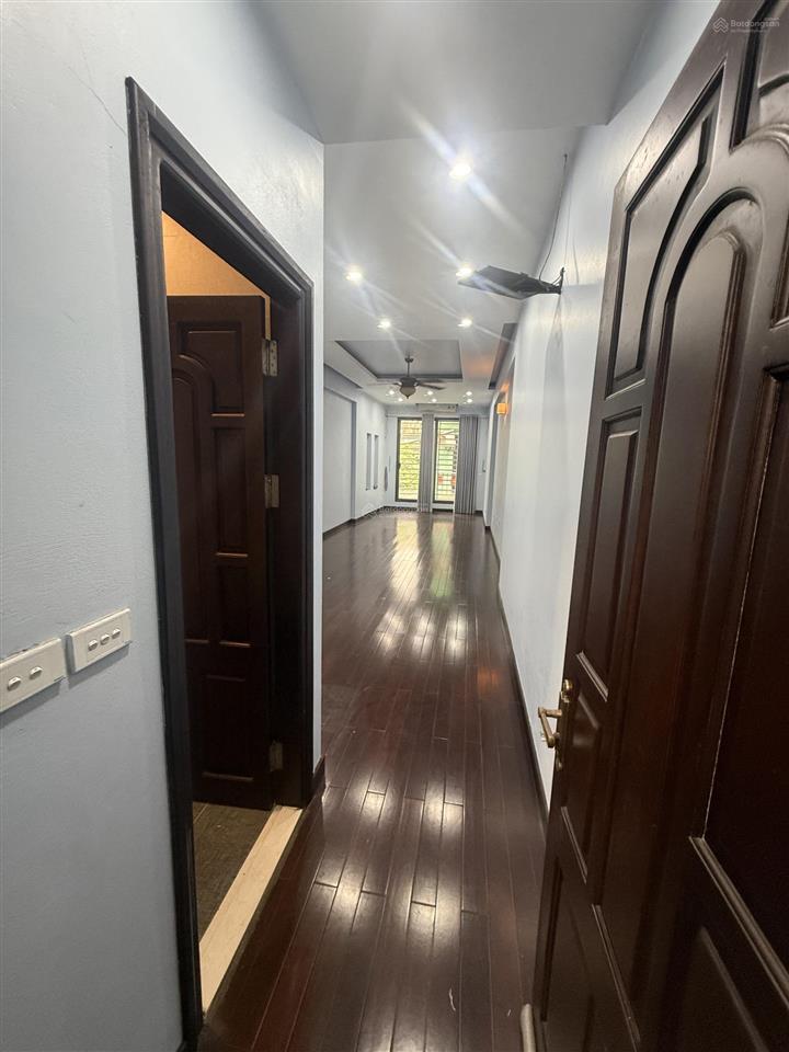 Bán nhà riêng gần công viên nước hồ tây, trịnh công sơn, lạc long quân, ngõ thông rộng, gần mặt phố