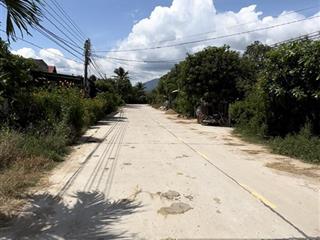 Bán đất thổ cư tại đường tân hưng  cây da  ninh hưng, cách ql1a 2km