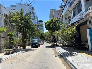 Bán cặp đất mt nguyễn xuân khoát  dt 236m ngang 10m  gọi sa