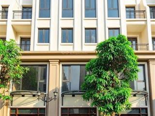 Tôi cần bán cắt lỗ căn thời đại tđ2, dt 90m2 đối diện chung cư  giá 10,5 tỷ tại vin ocean park 3
