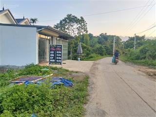 Chính chủ cần bán lô đất mặt đường kinh doanh buôn bán với giá 280tr bao sổ