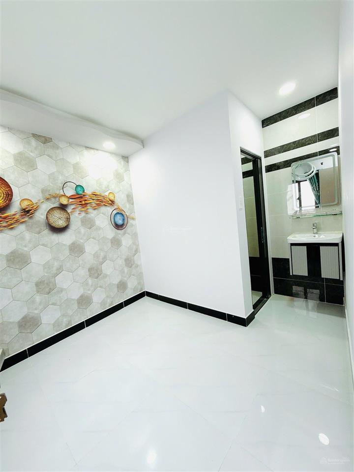 Nhà mới 3.tầng cao xuân dục  p12  q8