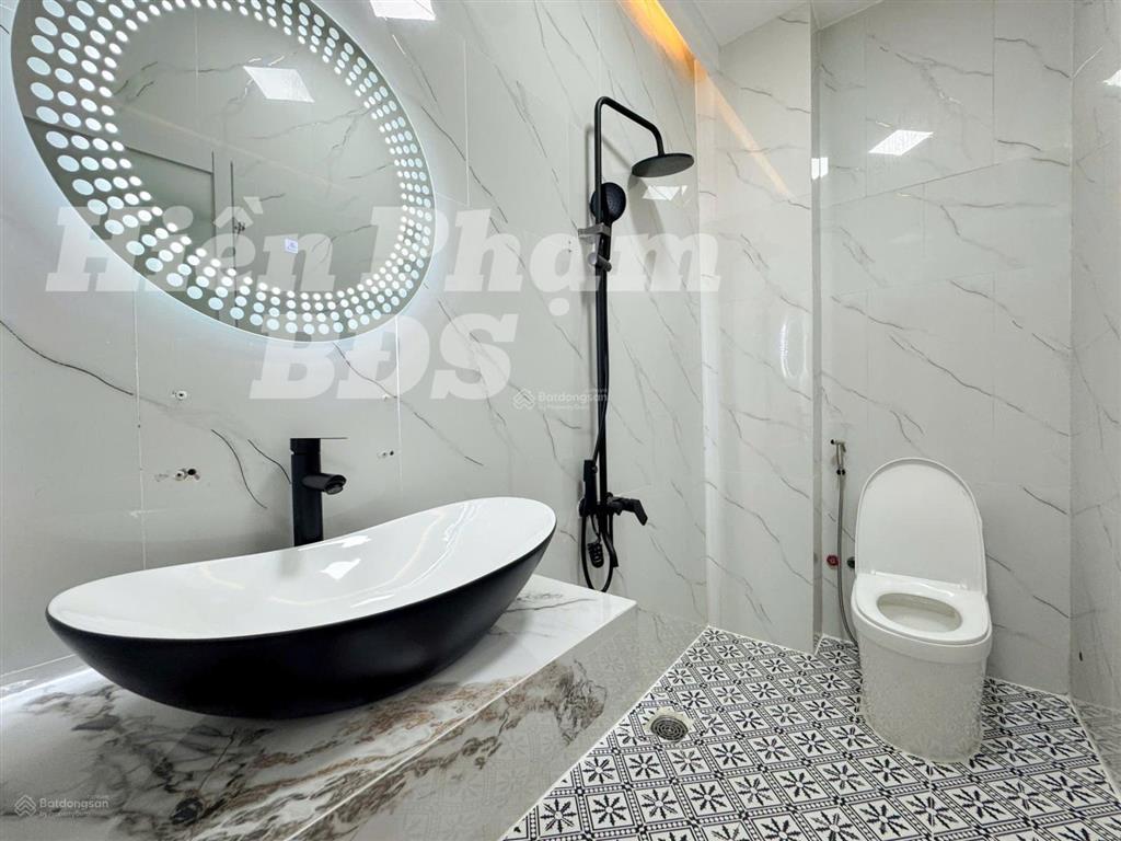 Nhà mới hiện đại full nội thất  hxh 6m tiện kdmb