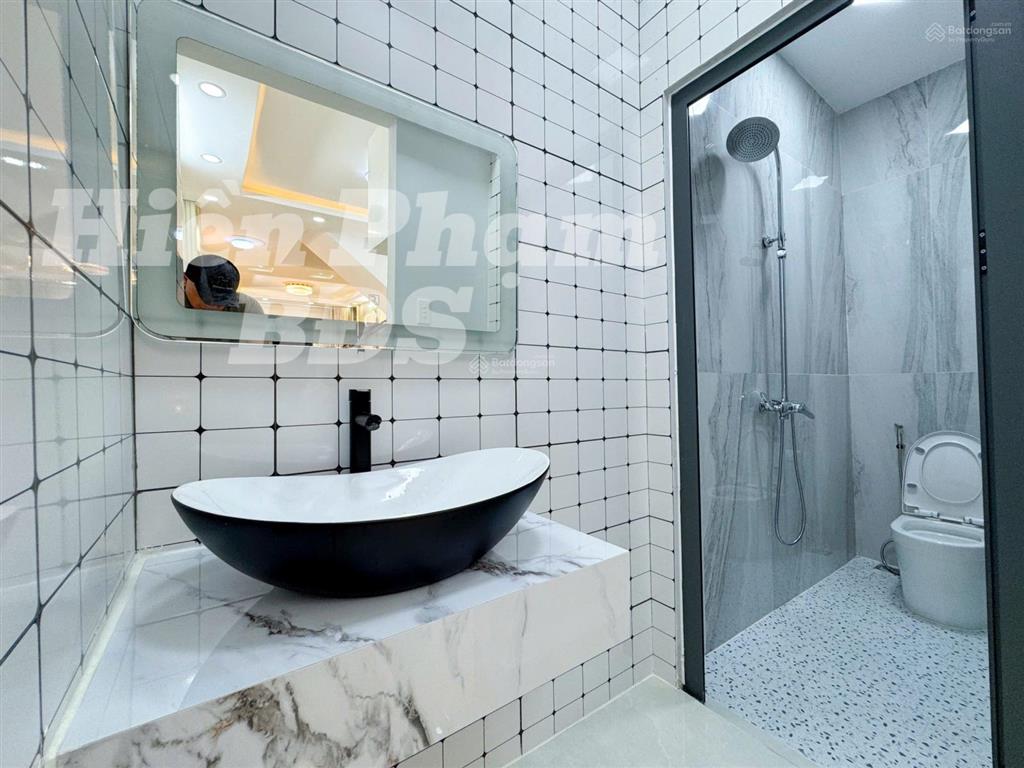 Nhà mới hiện đại full nội thất  hxh 6m tiện kdmb