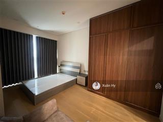 Bán gấp căn hộ the galleria residence (metropole thủ thiêm), 2pn, 72m2, view quận 1, sổ hồng