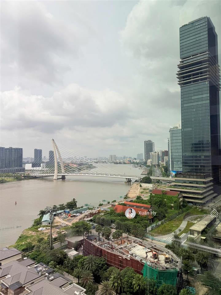 Bán "hoa hậu" 2pn grand marina (tòa sea), 92m2, căn góc, view sông trực diện. hàng hiếm.