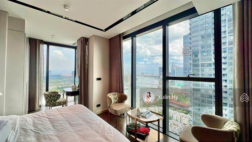 Bán căn hộ 3pn grand marina, trục 02, 150m2, đã có sổ, view sông trực diện