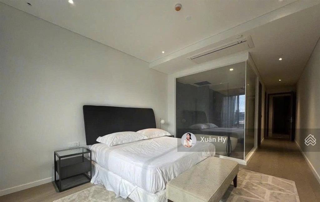 Bán "siêu phẩm" duplex the opera (metropole), 134m2, thông tầng, có nội thất. hàng hiếm.