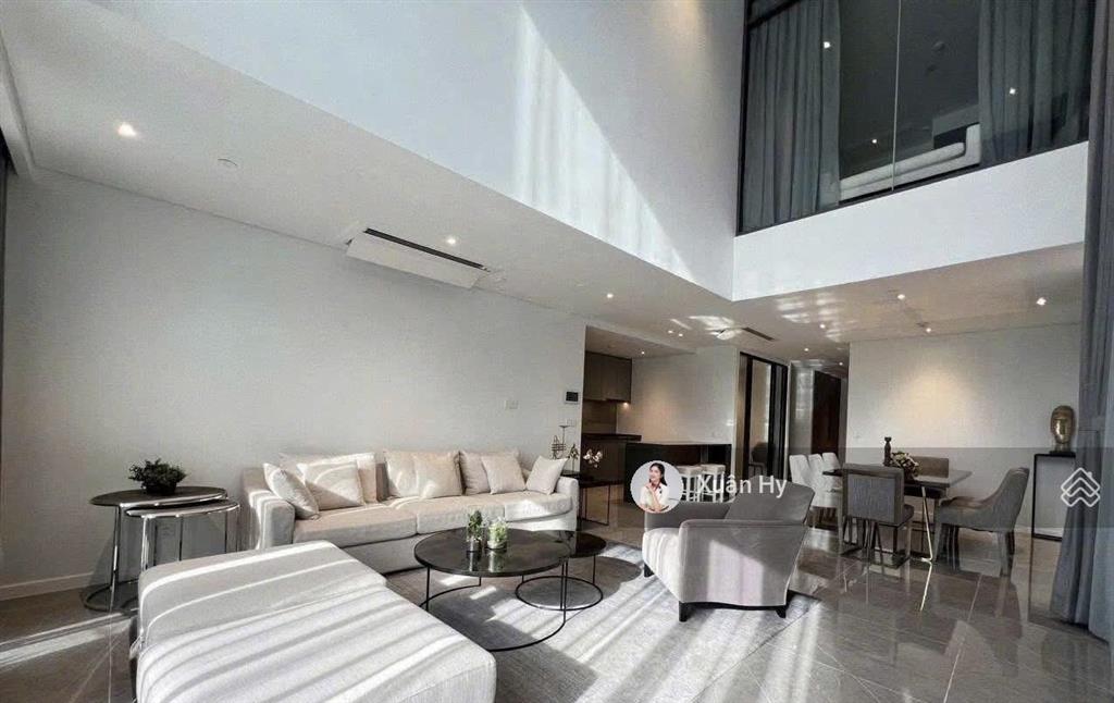 Bán "siêu phẩm" duplex the opera (metropole), 134m2, thông tầng, có nội thất. hàng hiếm.