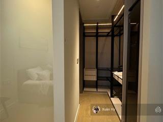 Cho thuê 2pn  góc  view hồ bơi, sông  full nội thất  căn hộ opera residence