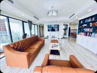 Cần bán căn hoa hậu 3pn 3wc 158m2 đủ đồ view 360 bao trọn hồ toà lake ecopark.  0964 007 ***
