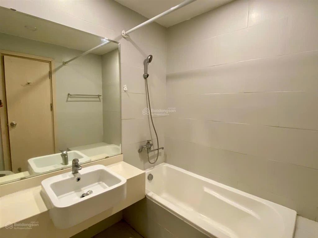 Mời thuê căn hộ 3pn 2wc 90m2 đủ đồ view nhà phố + bể bơi toà westbay c giá 10tr.hl 0964 007 *** ạ
