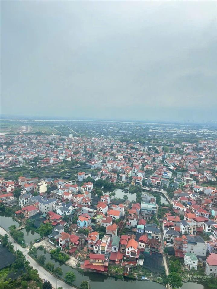 Cần bán căn hộ 1pn 1wc 32m2 đủ đồ tầng cao view sông hồng toà r1 onsen.hl 0964 007 *** ạ