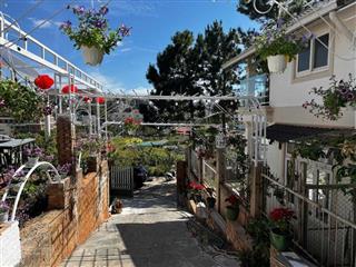 Bán homestay vừa ở vừa kinh doanh đường nguyễn an ninh, trung tâm đà lạt. view đẹp, thông thoáng