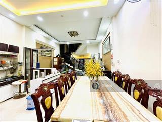 Giảm 5 tỷ siêu phẩm ung văn khiêm, khu vip d2 tương lai ra mặt tiền d4, nhà 3t (size 5x22m)