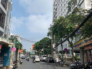 Bán nhà mặt tiền trung tâm gần chung cư botanic, giáp phú nhuận dt 4.5x21m giá tốt