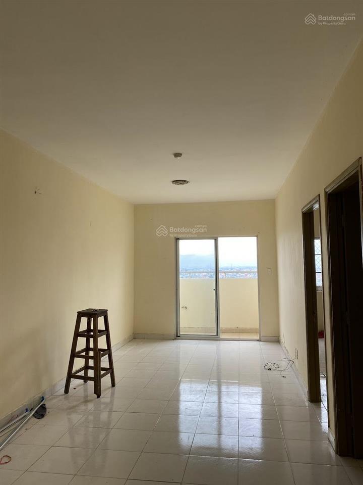 Căn hộ 70m2, 2pn, 2wc, tại hqc hóc môn , thuê 5,5 tr /tháng