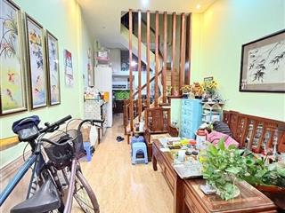 Xã đàn, 1 nhà ra phố, ô tô đỗ, kinh doanh bất chấp, nhà dân xây chắc chắn, 2 thoáng, 31m2*5t