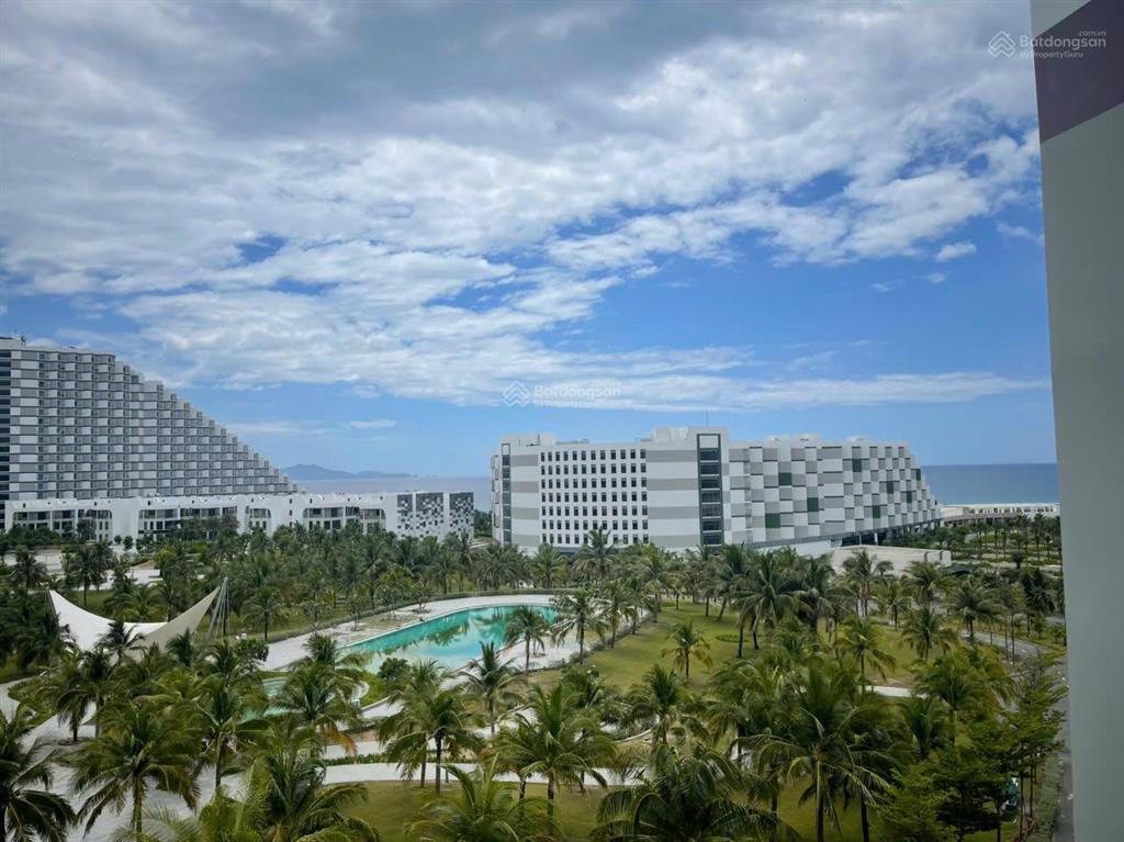 Bán gấp căn hộ mặt biển the arena cam ranh tòa wind a tầng 8, giá 920 triệu,rẻ nhất thị trường