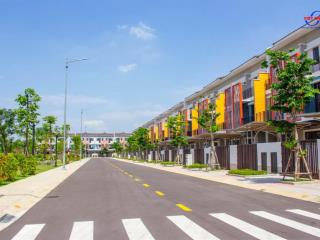 Bán căn liền kề 3 tầng view công viên sun casa central  chỉ 1 căn duy nhất