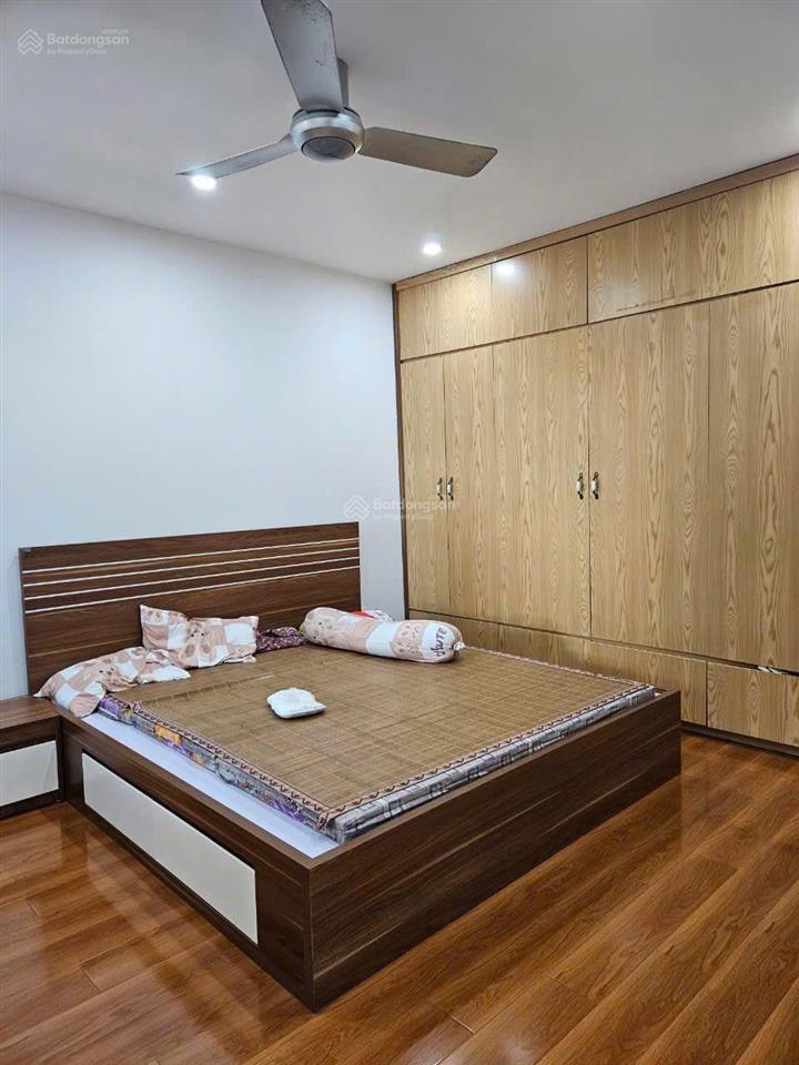 Bán căn hộ cc toà b hateco hoàng mai. dt 79,5m2 gồm 2pn 2 wc.giá 4,5 tỷ, 0983 873 ***