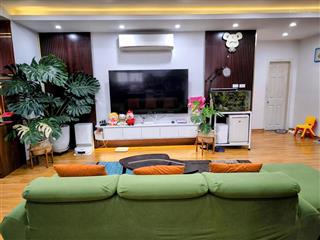 Bán căn hộ a1 chung cư 151a nguyễn đức cảnh. dt 130m2, gồm 3 ngủ, 2 wc, giá 9.7 tỷ.  0983 873 ***