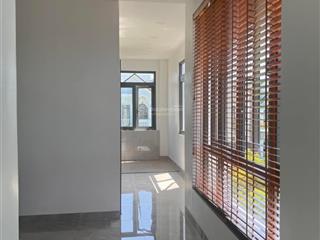 Cho thuê nhà riêng tại hoàng cầu, diện tích 70m2 x 5t, giá cho thuê 20 triệu/tháng.  0982 987 ***