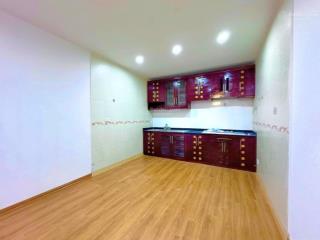 Xuân la, tây hồ  ô tô vào nhà  phân lô kề bên ngoại giao đoàn nhỉnh 12 tỷ, 39m2, 5t, nội thất đẹp