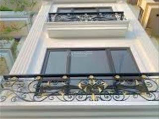 #tầm tiền nhà nét# hoa bằng 11.9 tỷ 39m2  xây mới 6t thang máy  kinh doanh t1  ngõ rộng thông