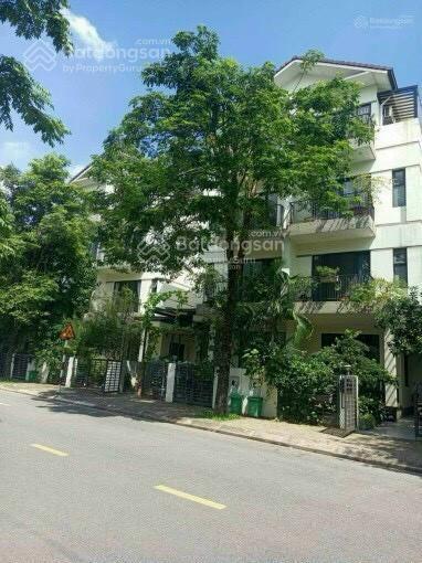 Chính chủ bán căn liền kề sát vườn hoa. sẵn sổ đỏ