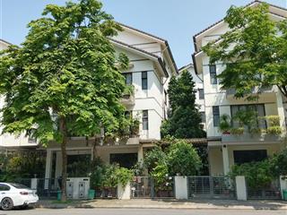 Cho thuê bt đường rộng 20m giá chỉ 18 triệu/th