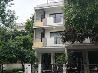 Ban nhanh căn liền kề vinhomes view vườn hoa giá 19 tỷ