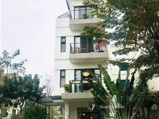 Chính chủ bán bt lô góc  hướng đông nam