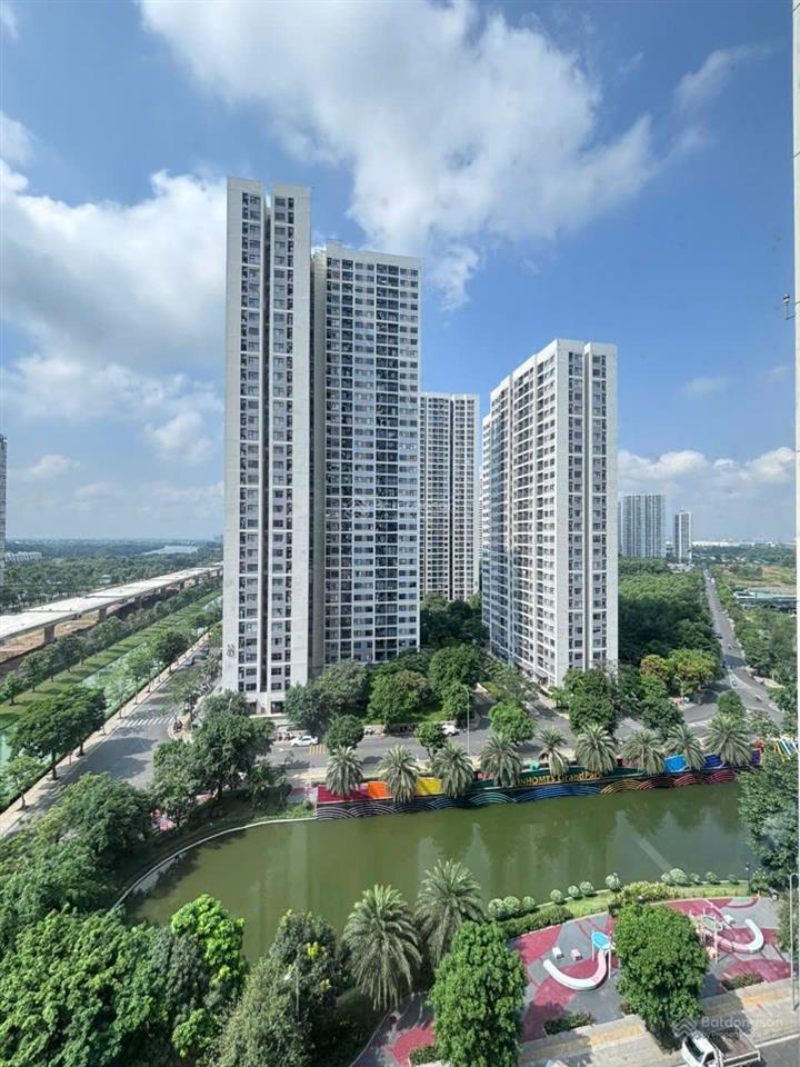 Cho thuê căn hộ cao cấp vinhomes grand park 6 triệu 2pn