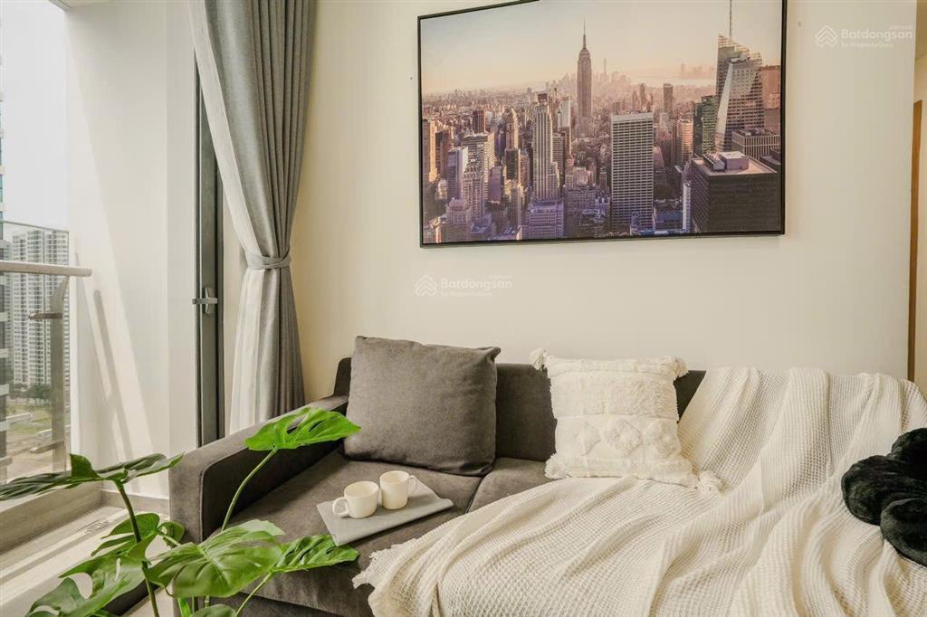 Cho thuê căn hộ cao cấp vinhomes grand park 6 triệu 2pn