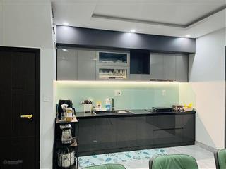 Cho thuê nhà 2 tầng mặt tiền đường 10.5m, sát minh mạng. chỉ xách vali vào ở.  0963 642 ***