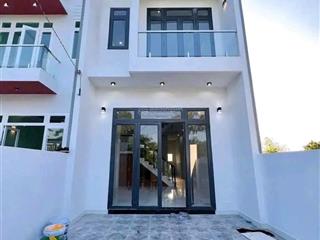 Chỉ cần bỏ ra 700 tr sở hữu ngay nhà 1 trệt, 1 lầu mới toanh ngay chợ tân mai 2 trên quốc lộ 51