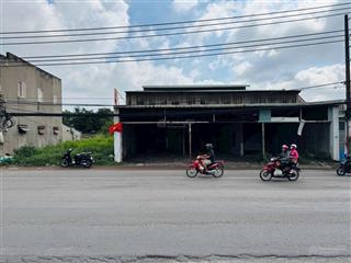 Cần bán góc 3 mặt tiền (1200m2) mặt tiền quốc lộ 51 phước tân. đồng nai,22x55,có 600m2 thổ