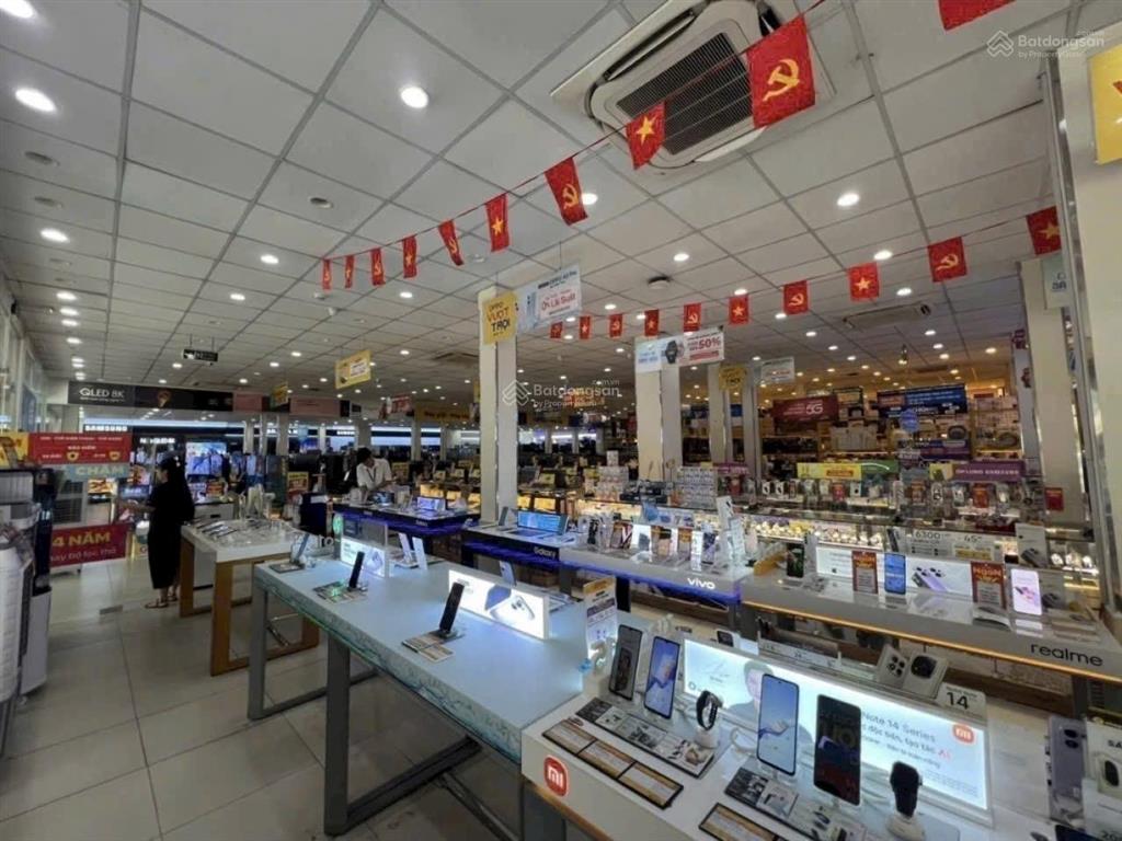 Mặt tiền đồng khởi  tân hiệp, vị trí đẹp đang có dòng tiền sẵn 65 triệu/ th, 8.4x24= 202m2