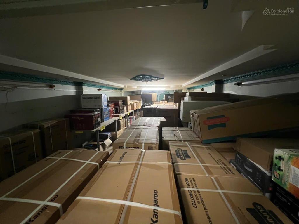 Mặt tiền đồng khởi  tân hiệp, vị trí đẹp đang có dòng tiền sẵn 65 triệu/ th, 8.4x24= 202m2