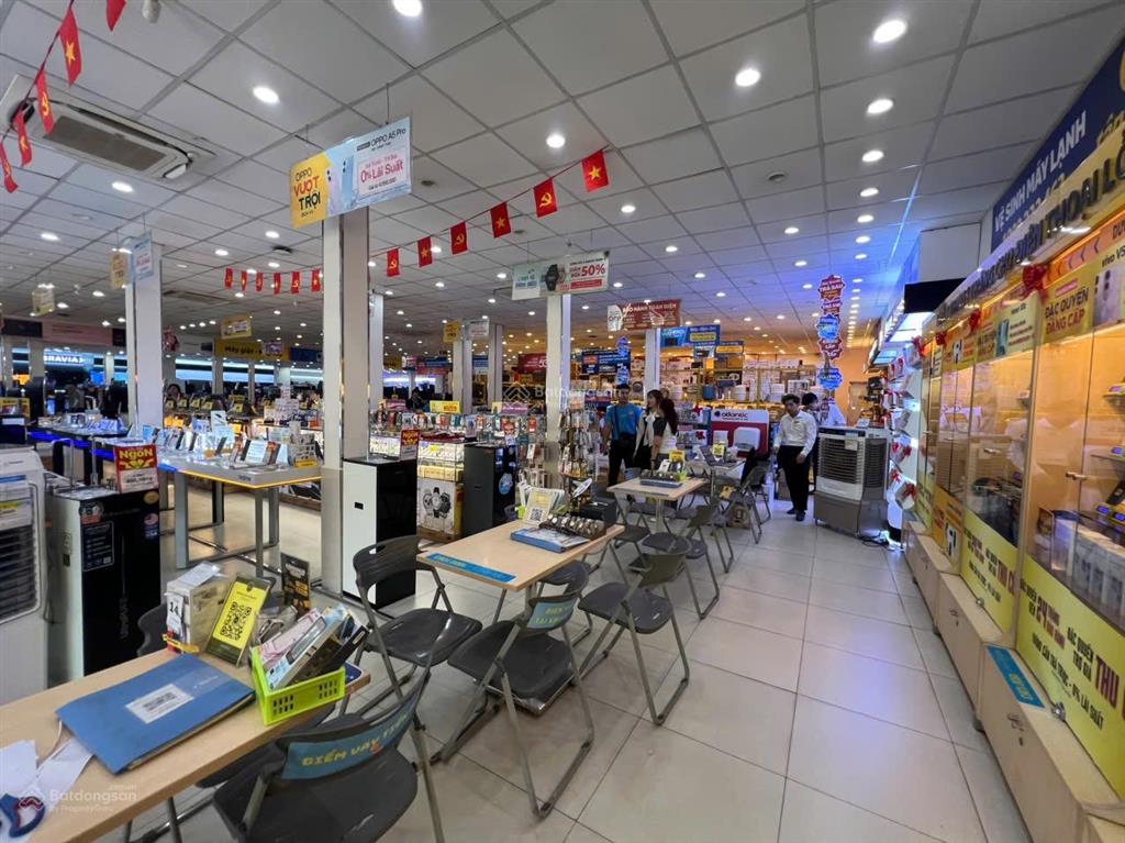 Mặt tiền đồng khởi  tân hiệp, vị trí đẹp đang có dòng tiền sẵn 65 triệu/ th, 8.4x24= 202m2