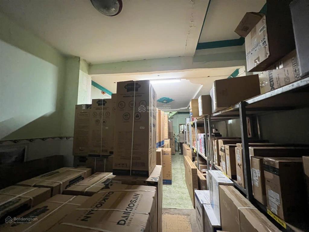 Mặt tiền đồng khởi  tân hiệp, vị trí đẹp đang có dòng tiền sẵn 65 triệu/ th, 8.4x24= 202m2