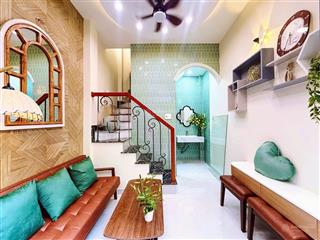Nhà đẹp nguyễn thiện thuật, p2,q3, nhà đầy đủ nội thất lung linh, dọn vào ở liền, giá chỉ 3,950 tỷ